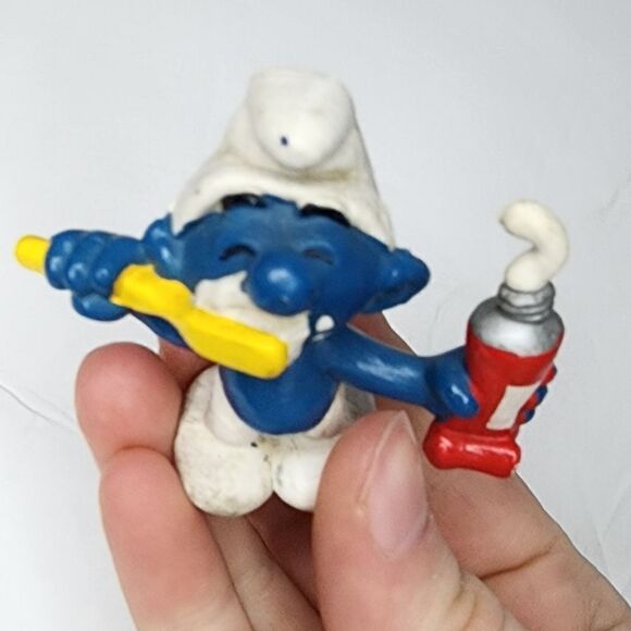 Vintage 1979 Peyo Schleich Brushing Teeth Smurf Figure PVC Hong Kong Long Paste - Picture 4 of 5